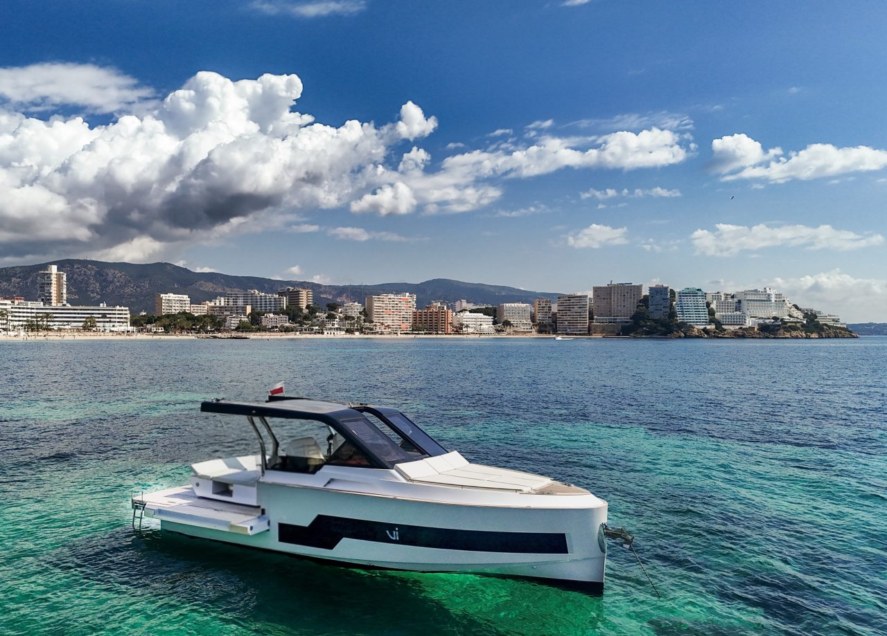 Private Motor Yacht for Rent in Mallorca – 3h, 6h, Sunset & Full Day Cruises Private Motor Yacht for Rent in Mallorca – 3h, 6h, Sunset & Full Day Cruises
