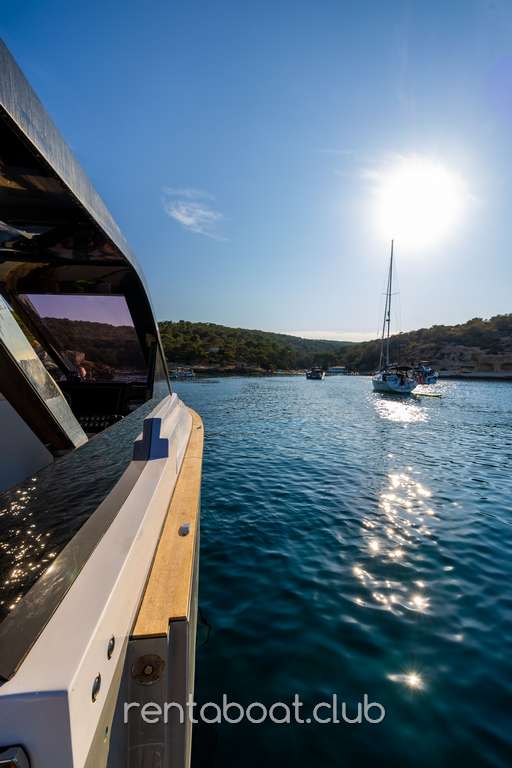 perfect-yacht-charter-mallorca-palma-de-mallorca--1 perfect-yacht-charter-mallorca-palma-de-mallorca--1