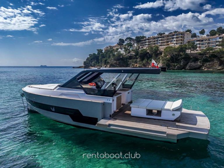 yacht-vi-q4-moto-boat-for-sale-custome-made-for-private-use-and-charter-mallorca-10_1(1) yacht-vi-q4-moto-boat-for-sale-custome-made-for-private-use-and-charter-mallorca-10_1(1)